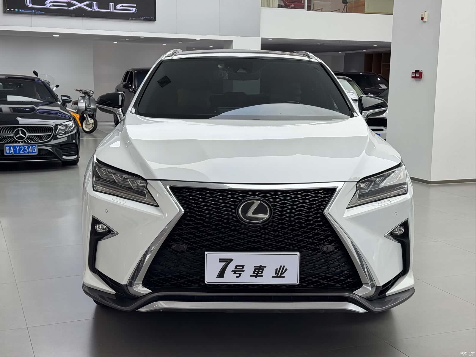 Lexus RX, 2017 2