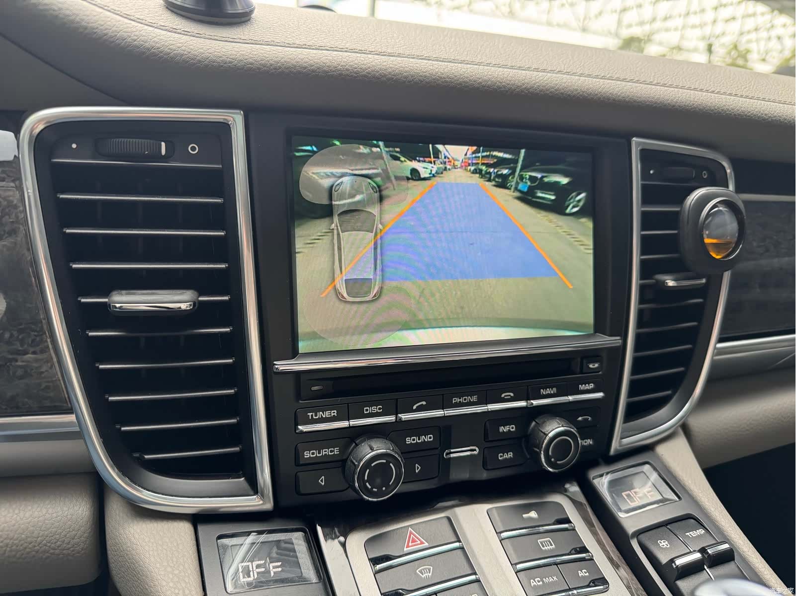 Porsche Panamera, 2011 8