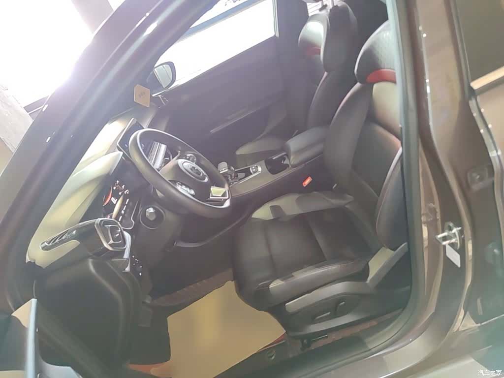 MG MG5, 2024 15