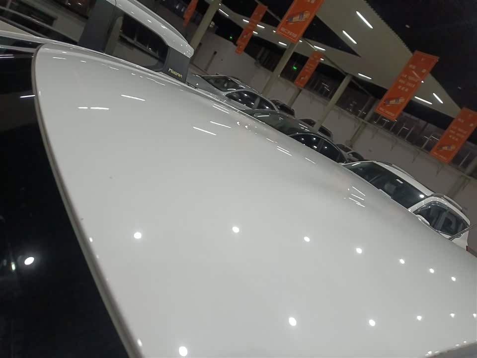 Toyota YARiS L to enjoy