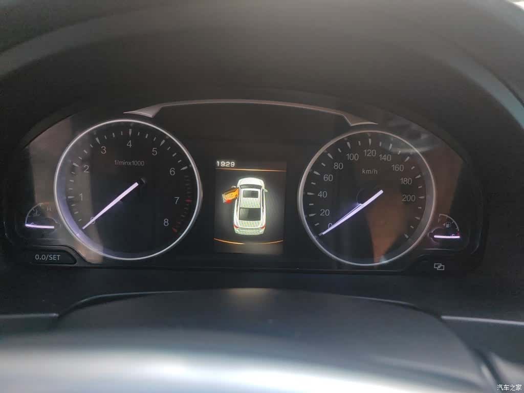 Geely 4G, 2017 8