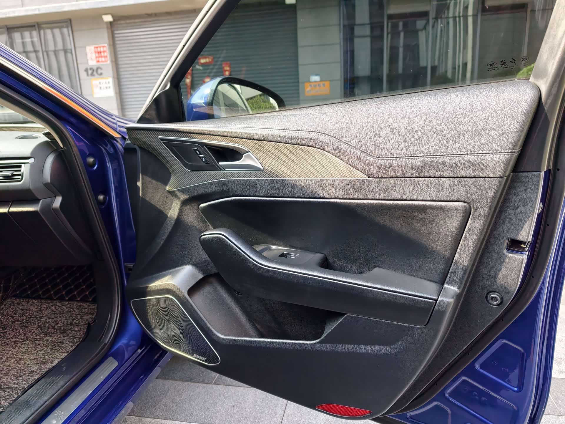 Hongqi H5, 2022 15