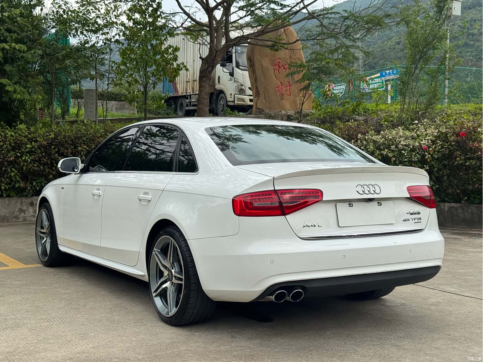 Audi A4L, 2015 17