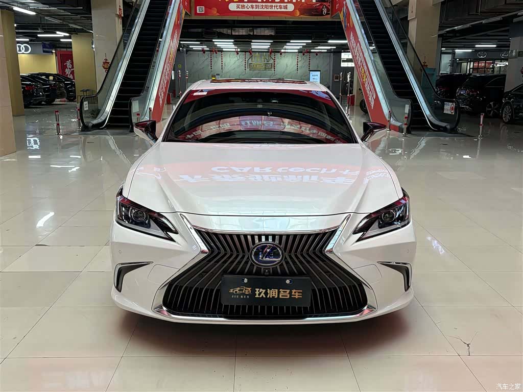 Lexus ES, 2019 2