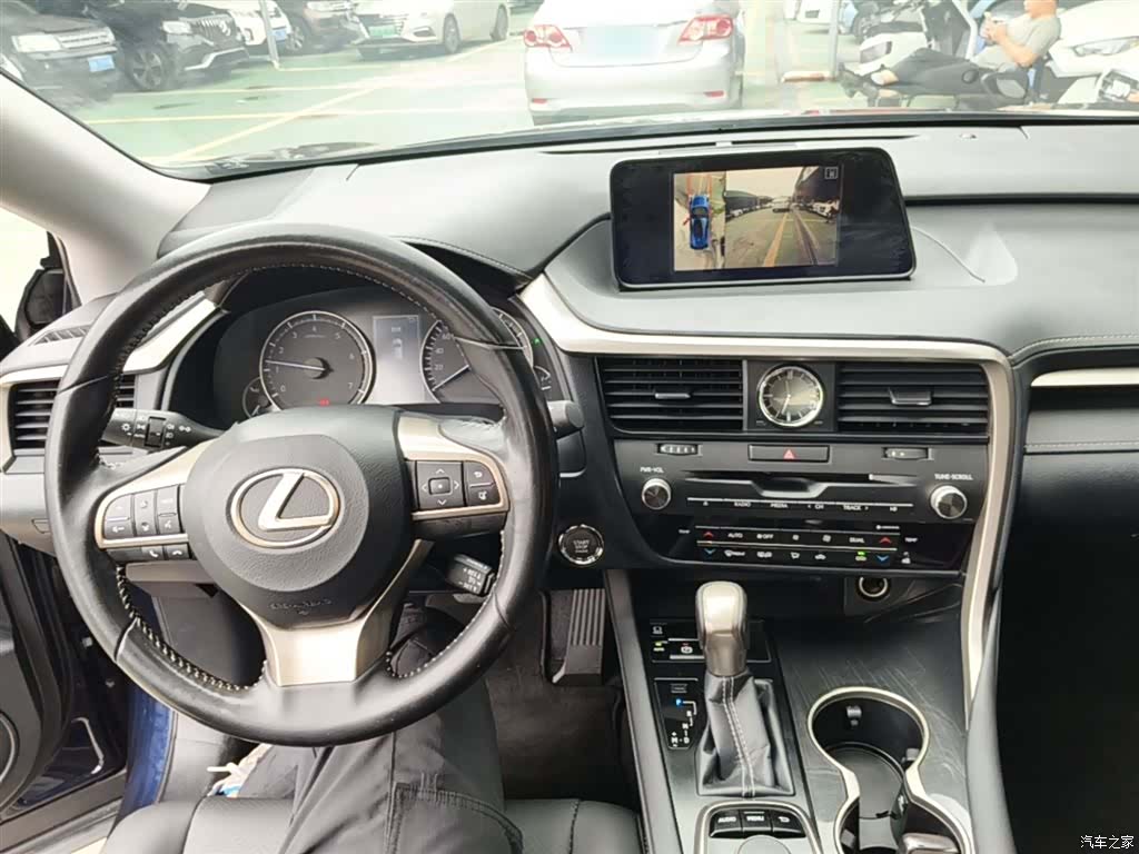 Lexus RX, 2018 9