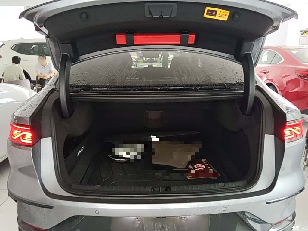 BYD Han, 2023 19