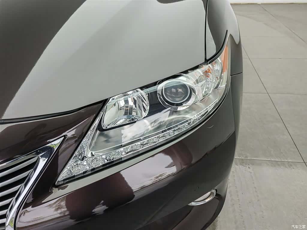 Lexus ES, 2014 7