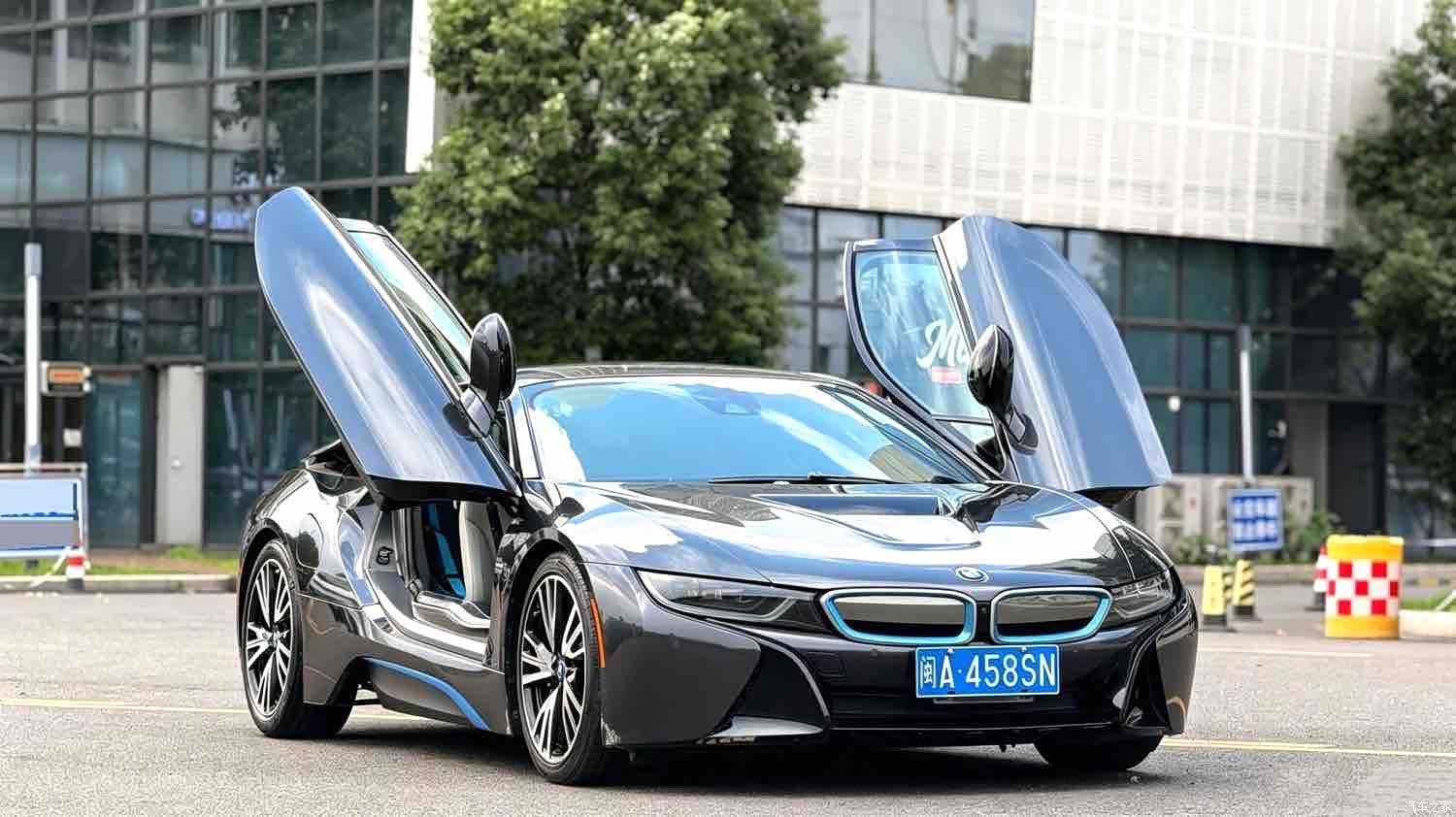 BMW i8, 2015 3