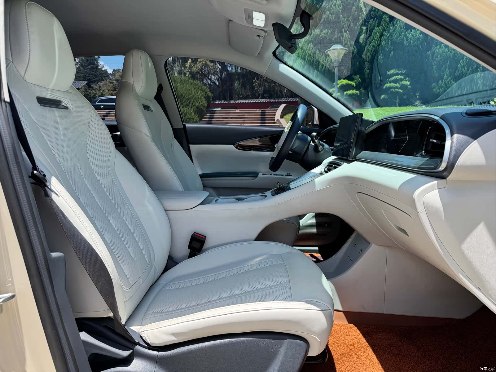Geely Xingyuan, 2025 18