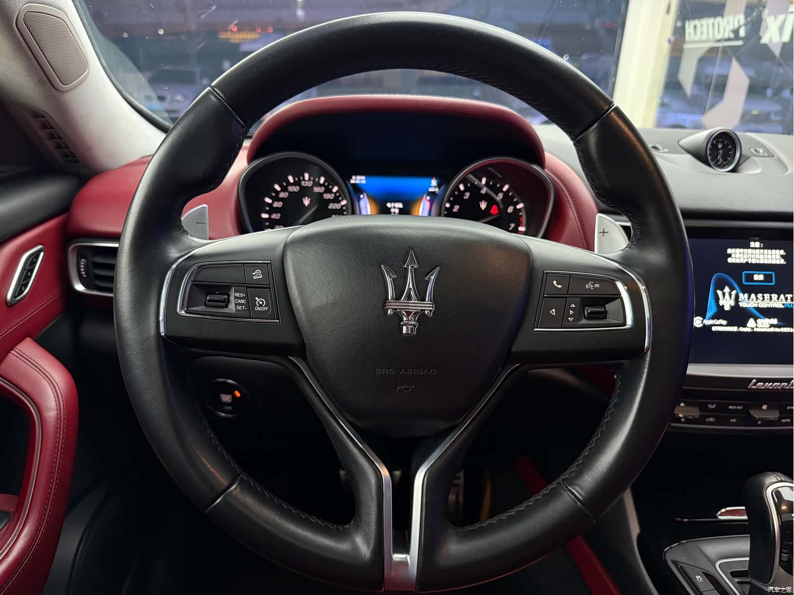 Maserati Levante, 2017 8