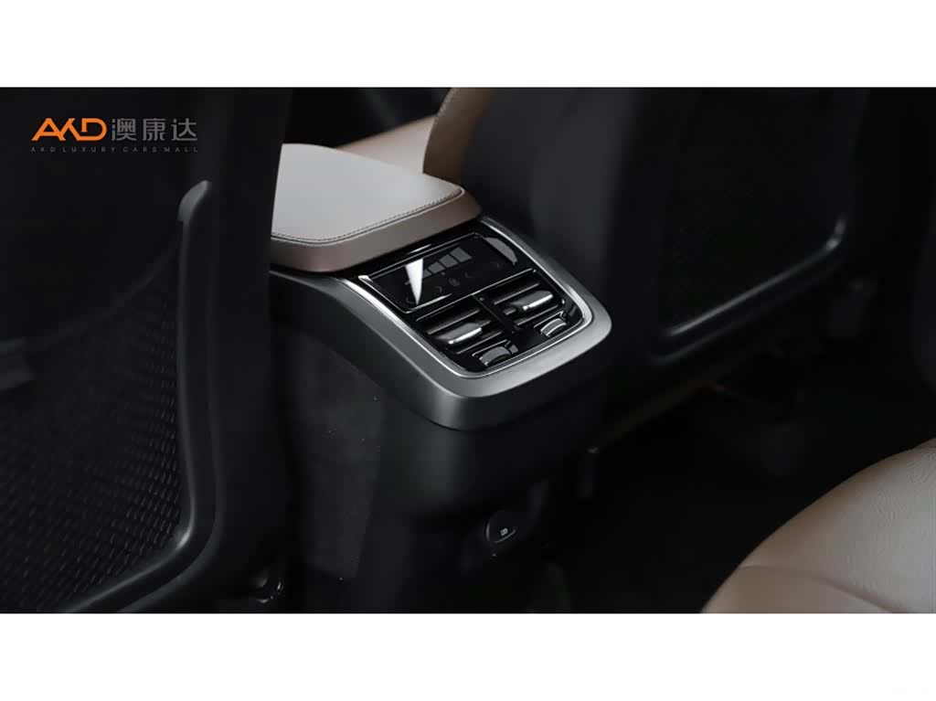 Volvo XC90, 2022 10
