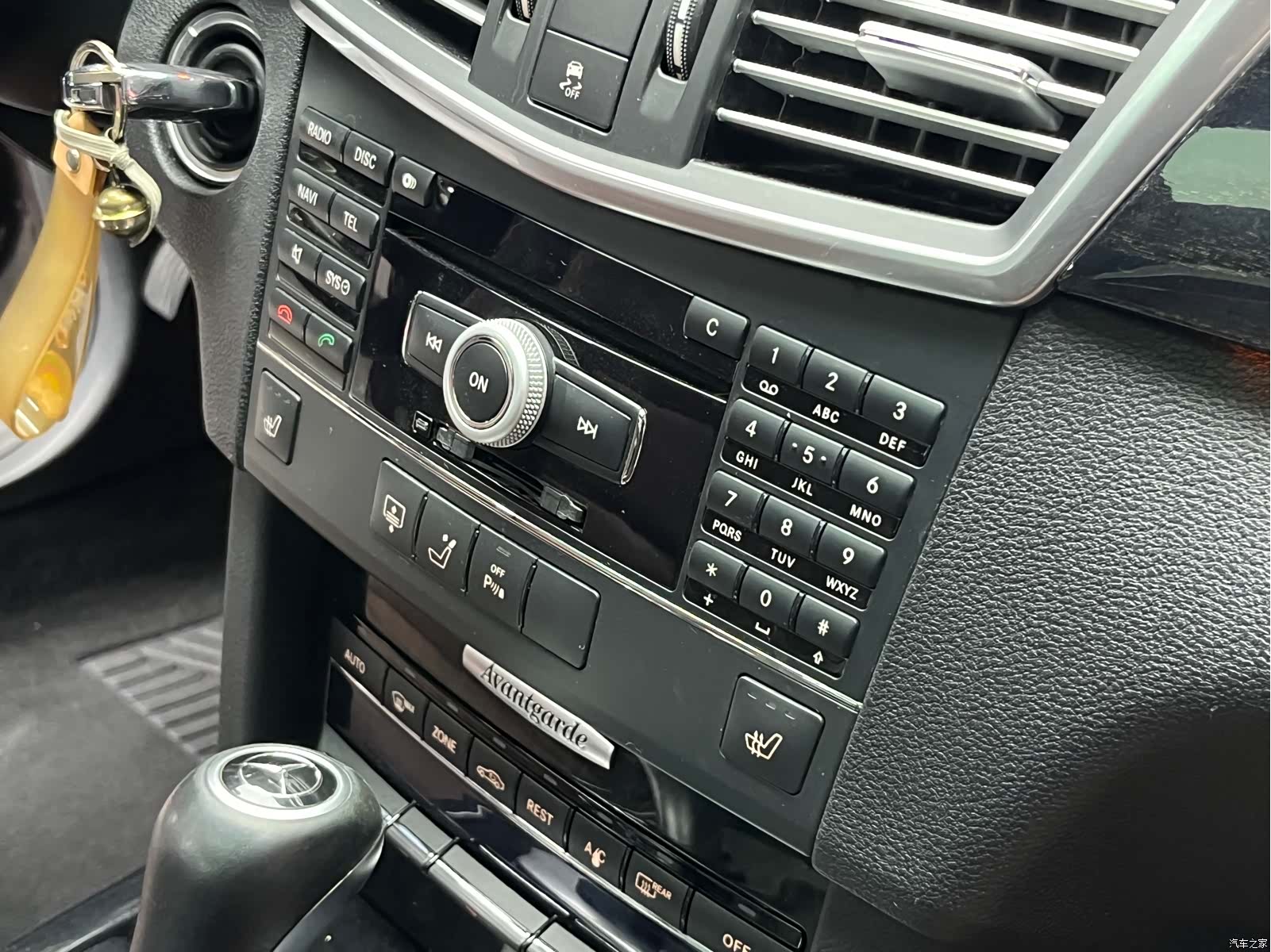 Mercedes-Benz E-Class, 2011 17