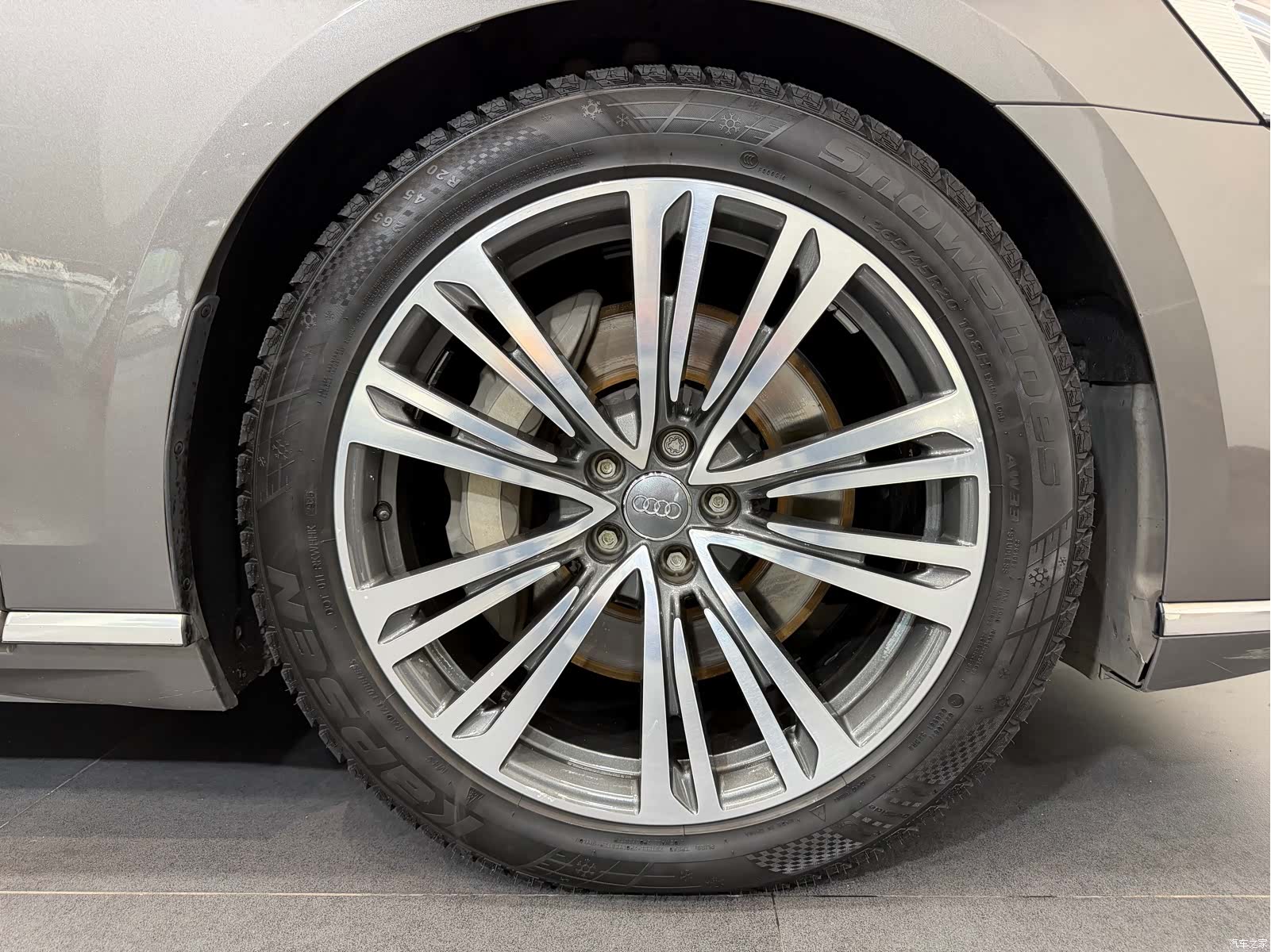 Audi A8L, 2019 24