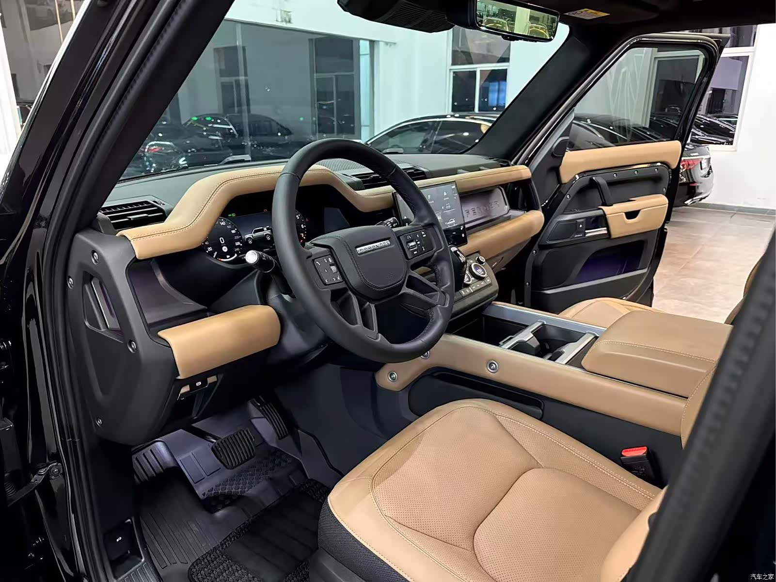 Land Rover Defender, 2026 9