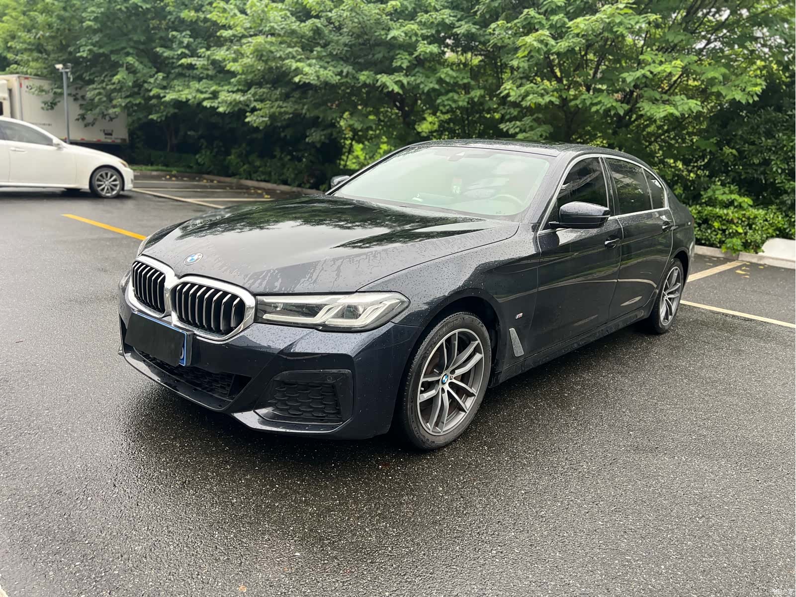 BMW 5 Series, 2021 1