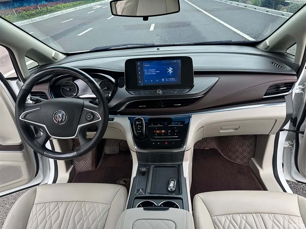 Buick GL8, 2021 7