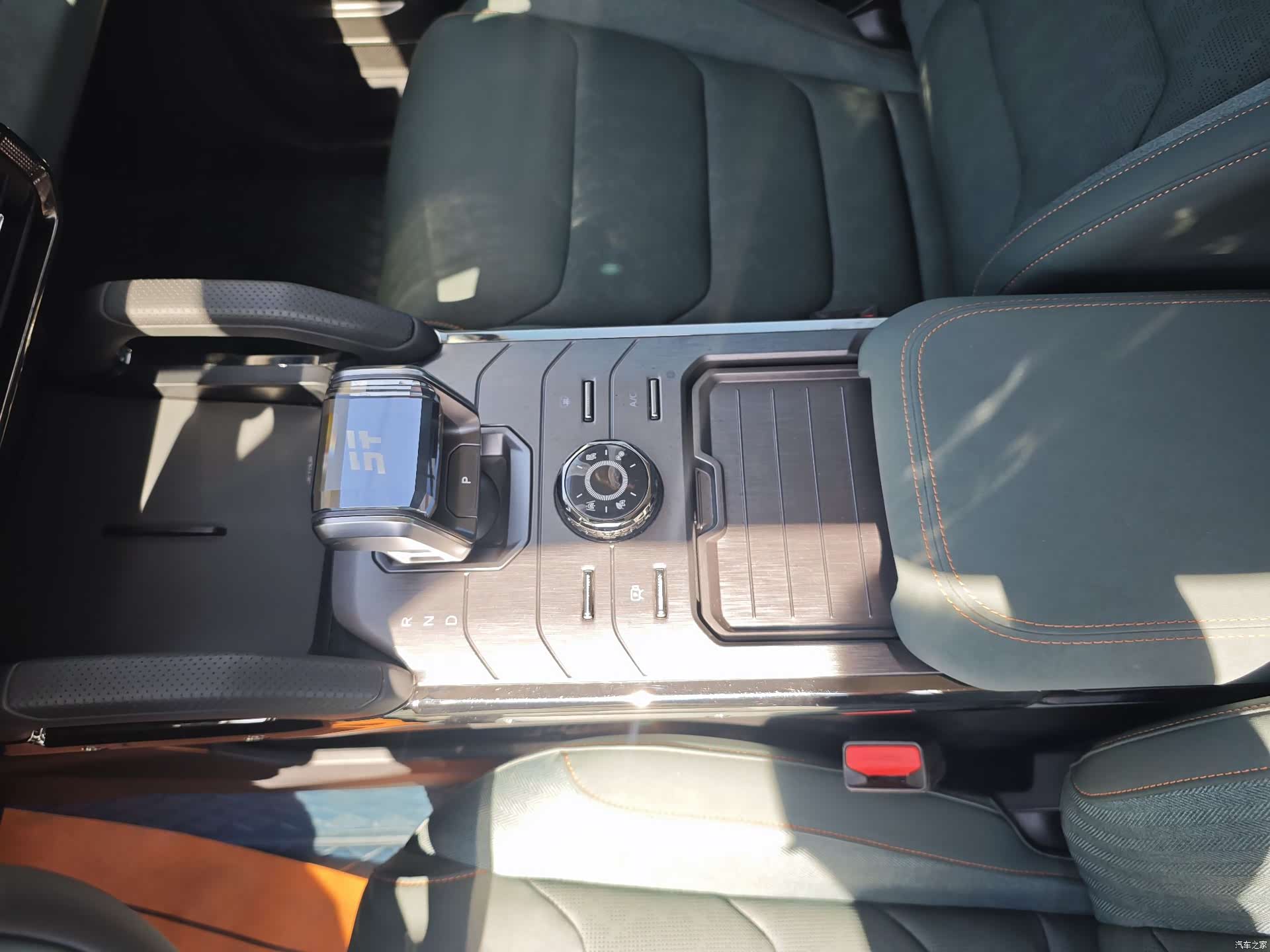 Jetour Traveller, 2024 9