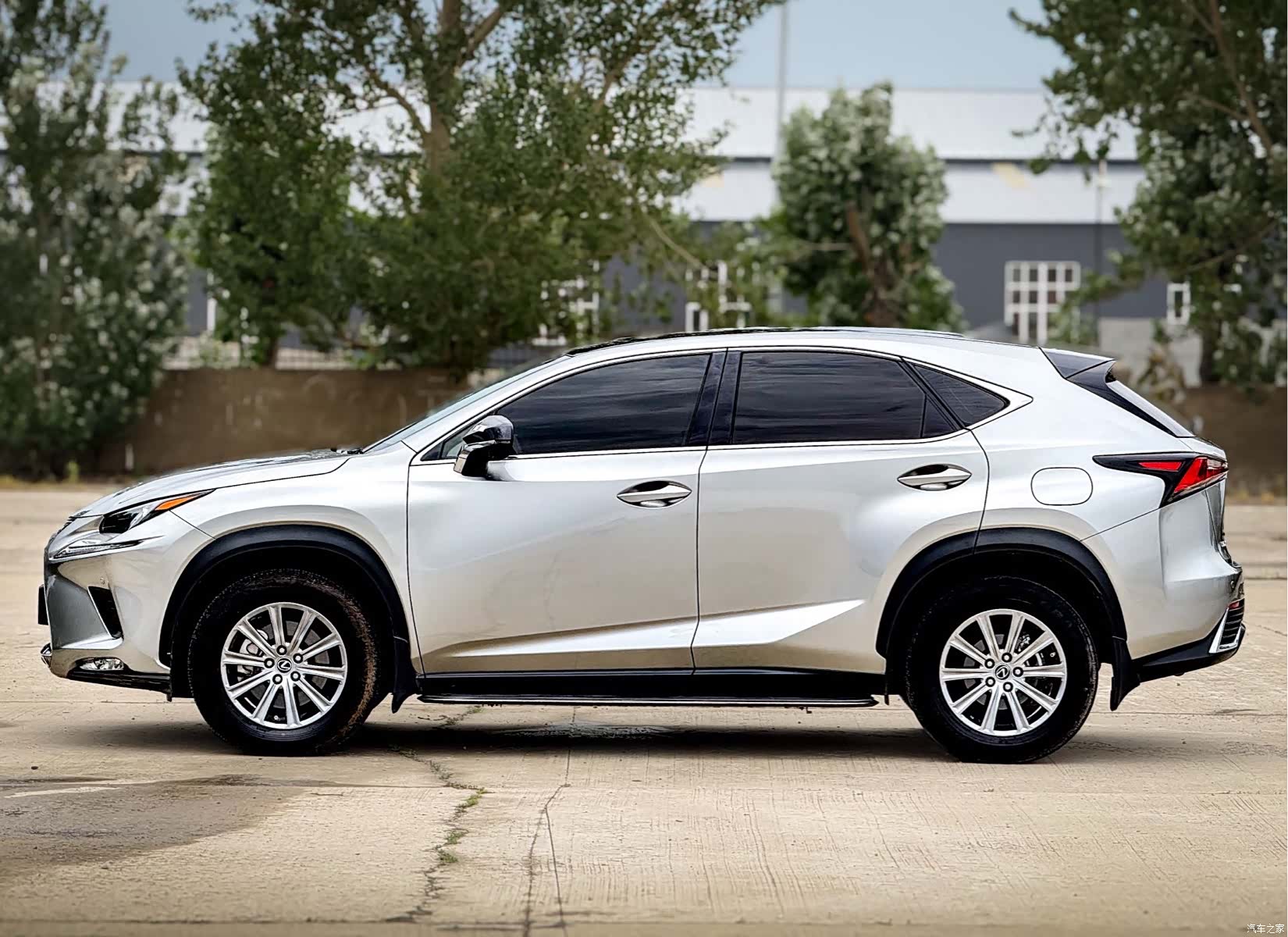 Lexus NX, 2021 8