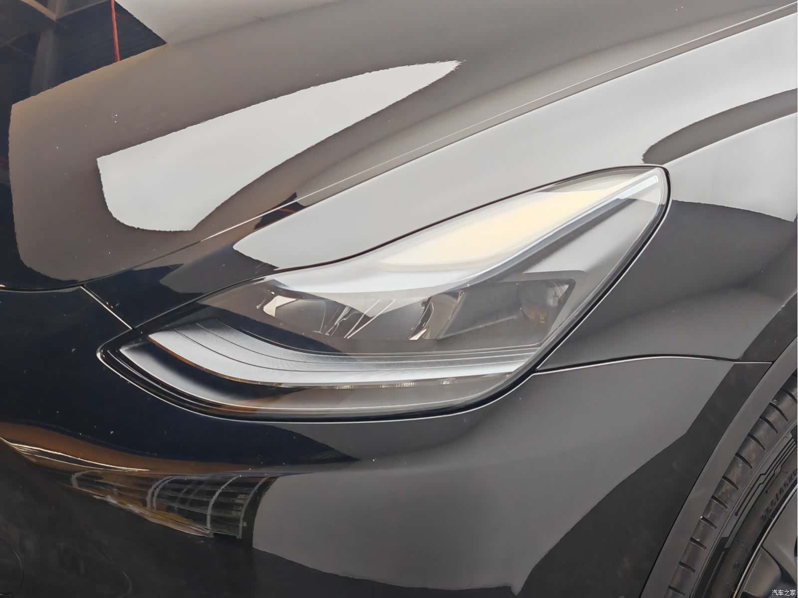 Tesla Model Y, 2024 8