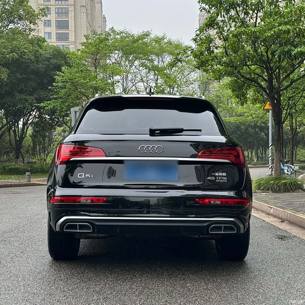 Audi Q5L, 2022 11