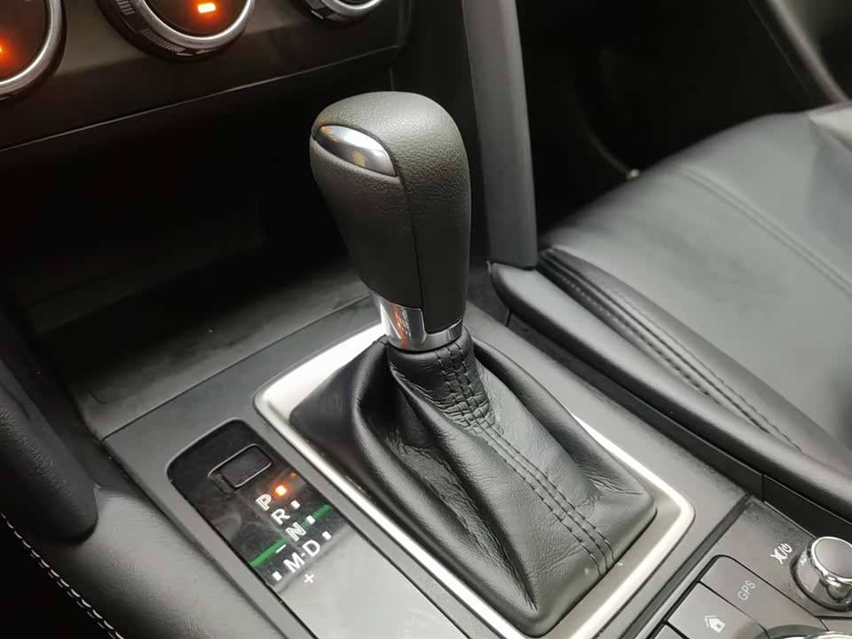 Mazda CX-4