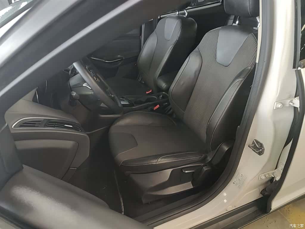 Ford Focus, 2014 15