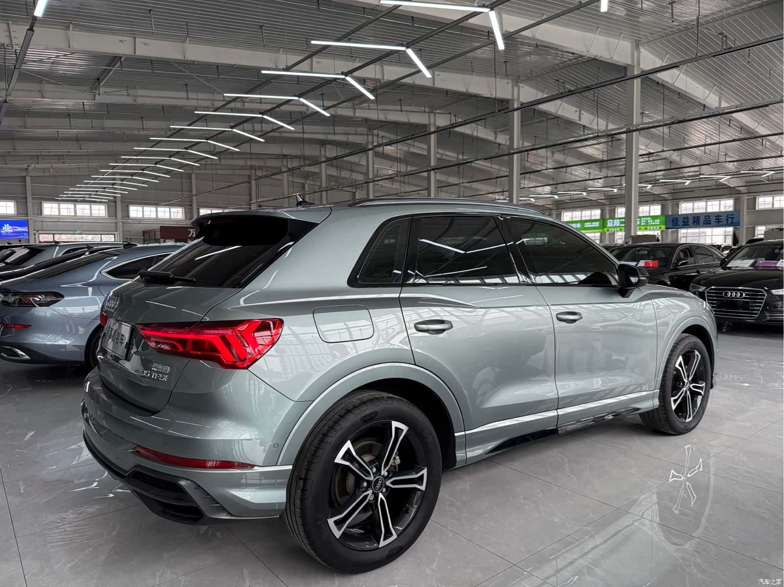 Audi Q3, 2023 9