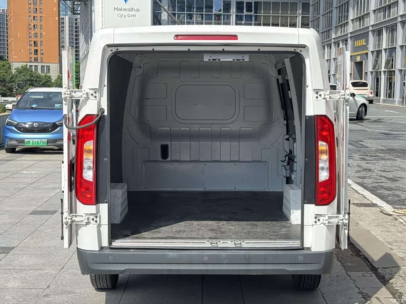 Foton 2, 2024 6