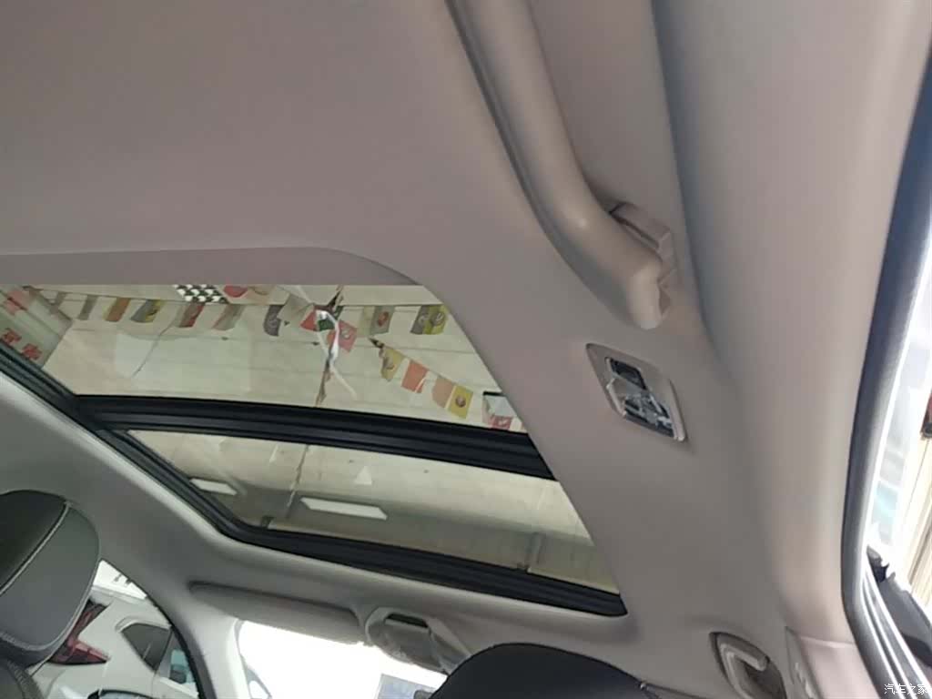 Geely Preface, 2022 18