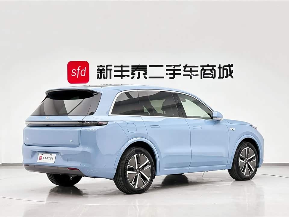 Li Auto Ideal L8