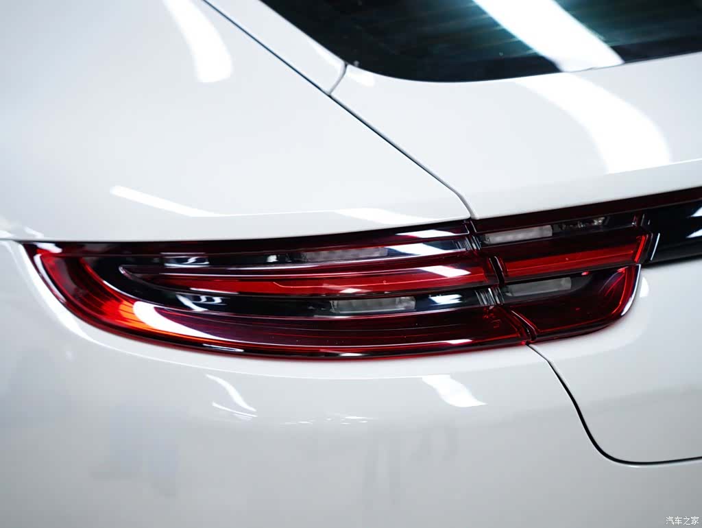 Porsche Panamera, 2019 4