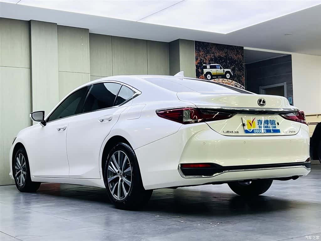 Lexus ES, 2020 6