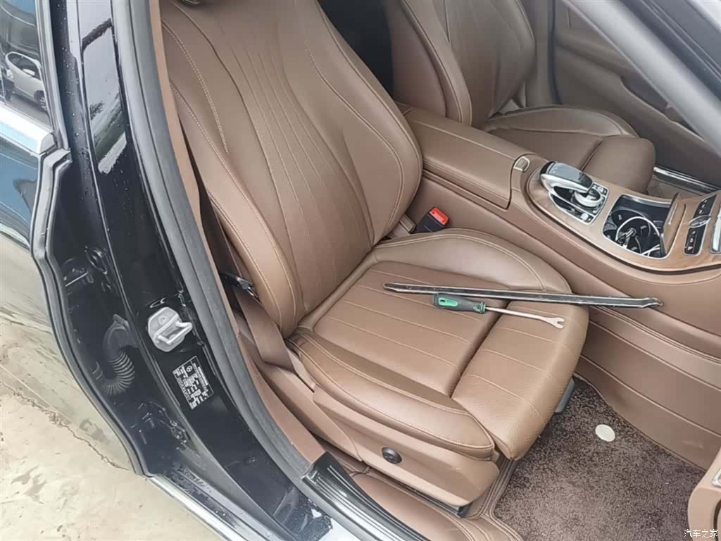 Mercedes-Benz E-Class, 2018 25