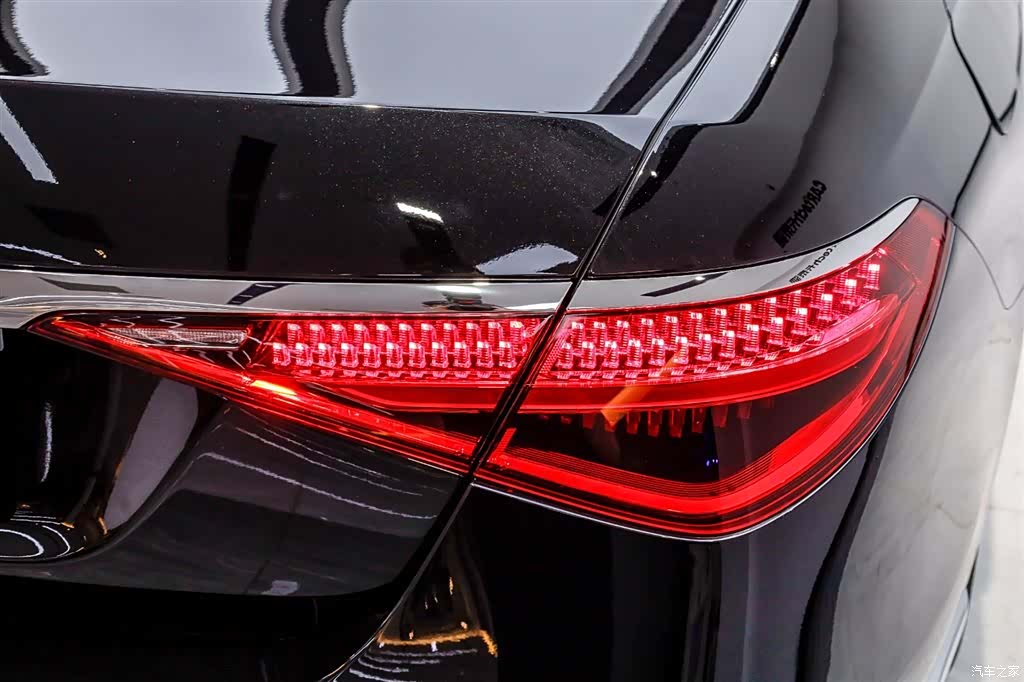 Mercedes-Benz S-Class, 2023 11