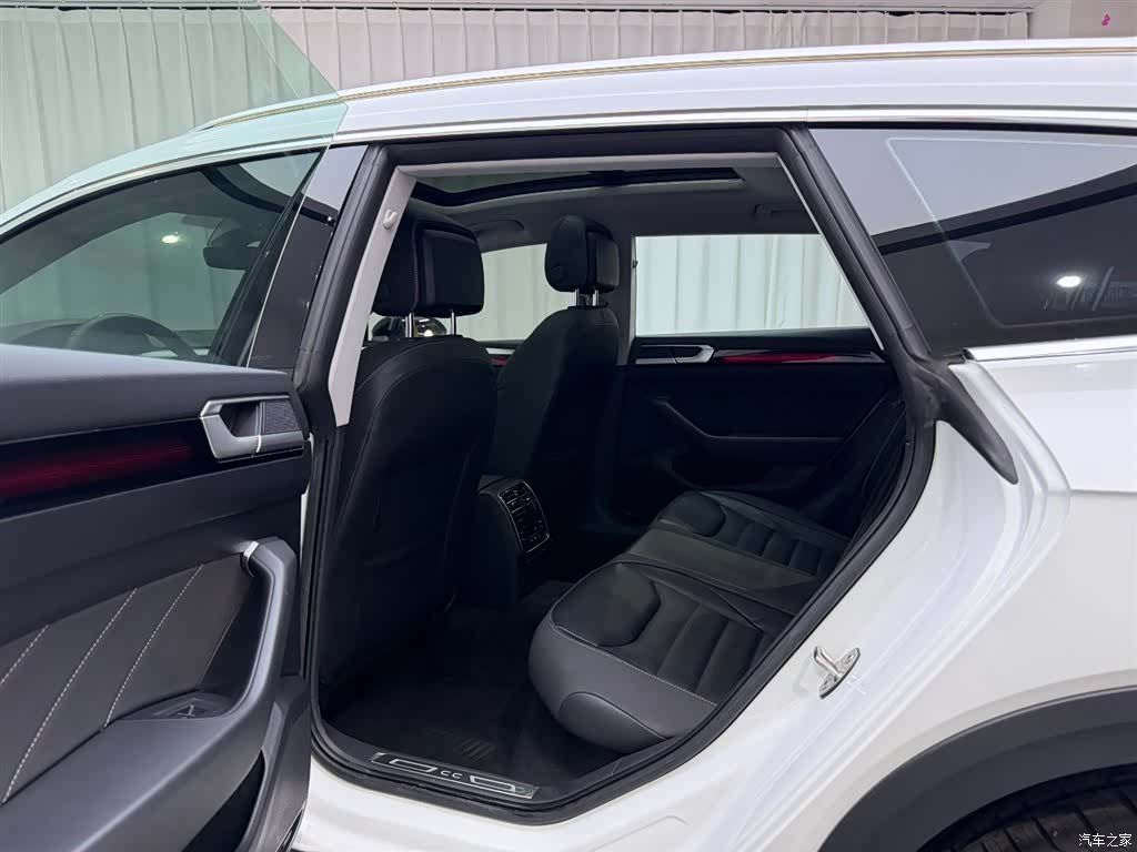 Volkswagen CC, 2023 11