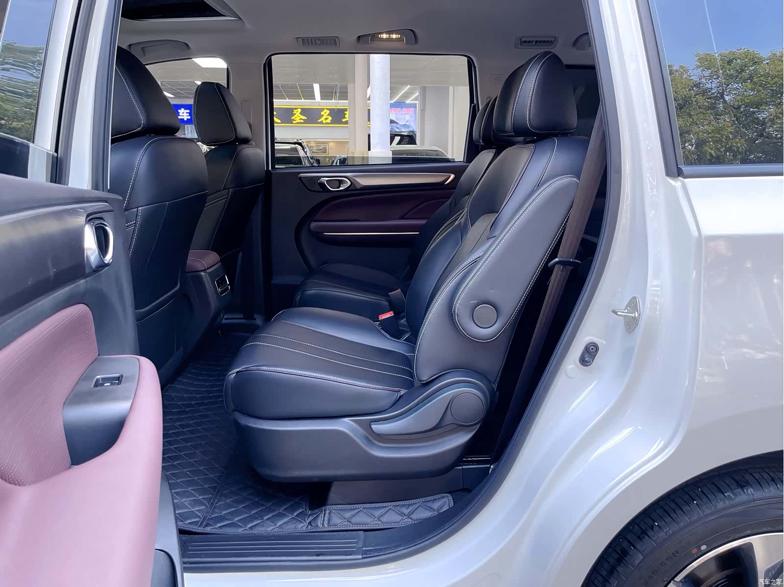 Trumpchi M6, 2024 14