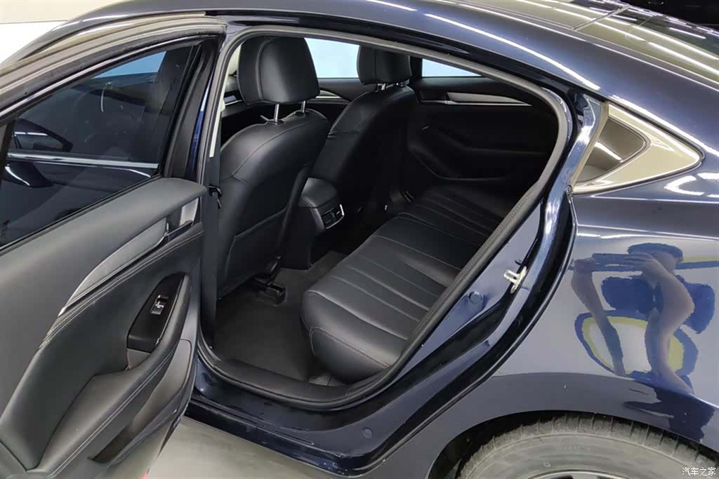 Mazda Atenza, 2022 11