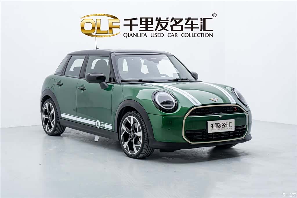 Mini Cooper, 2024 3