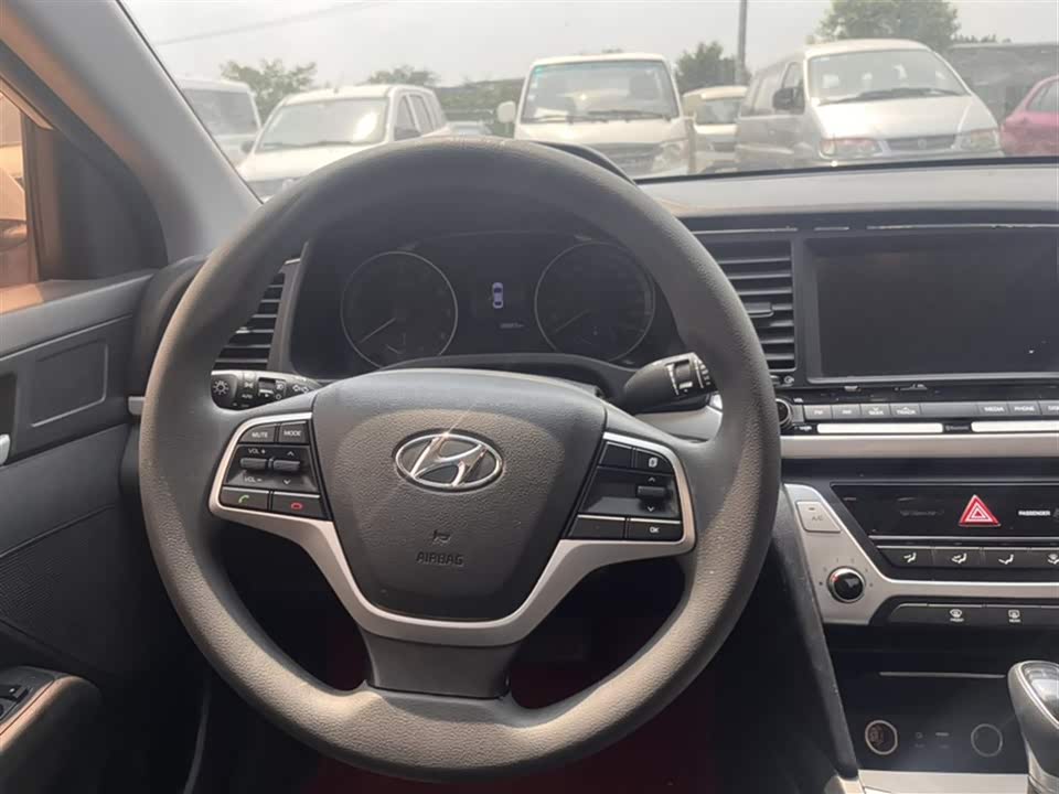 Hyundai Lead Hyundai Lead