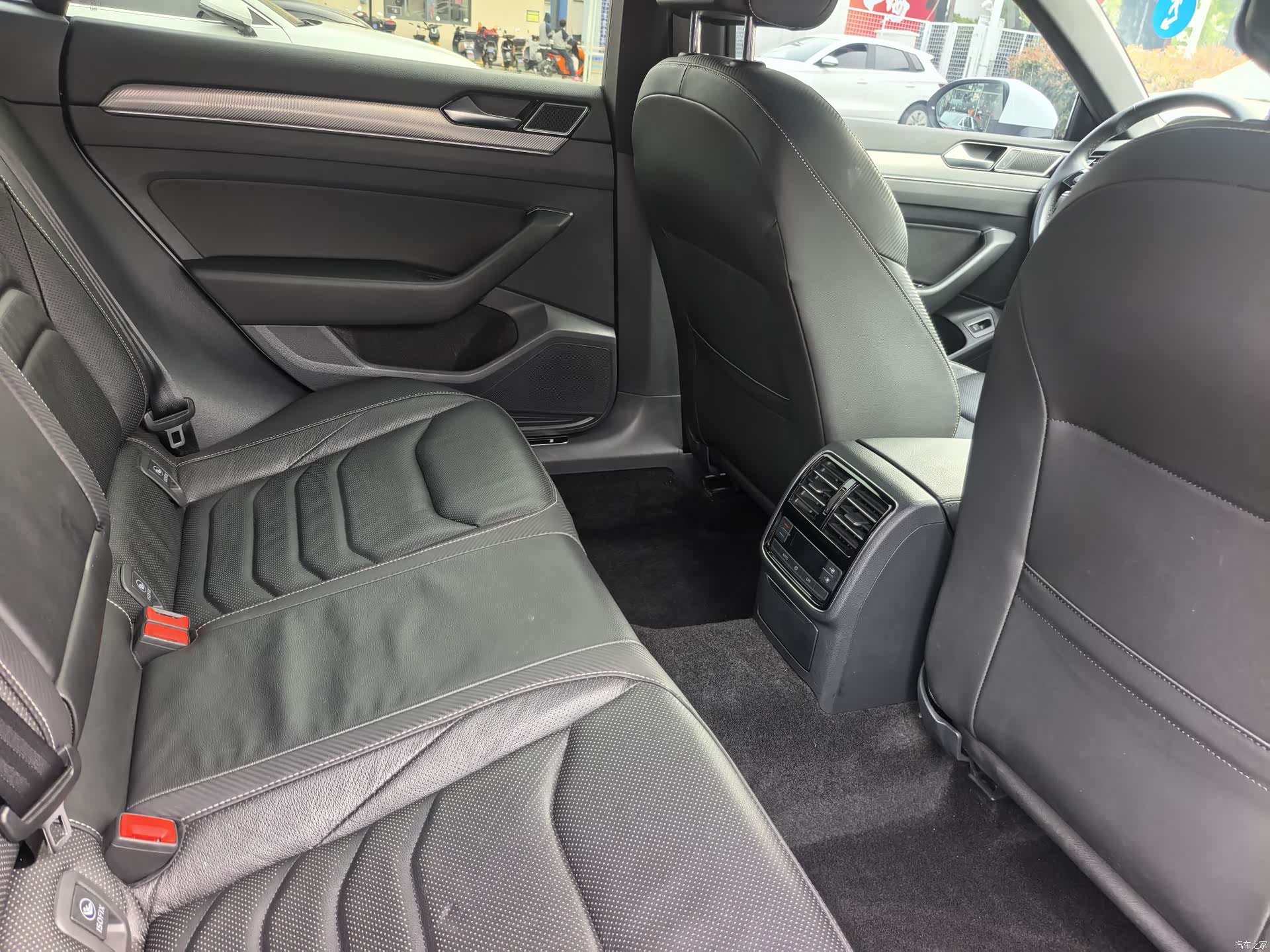 Volkswagen CC, 2019 все фото