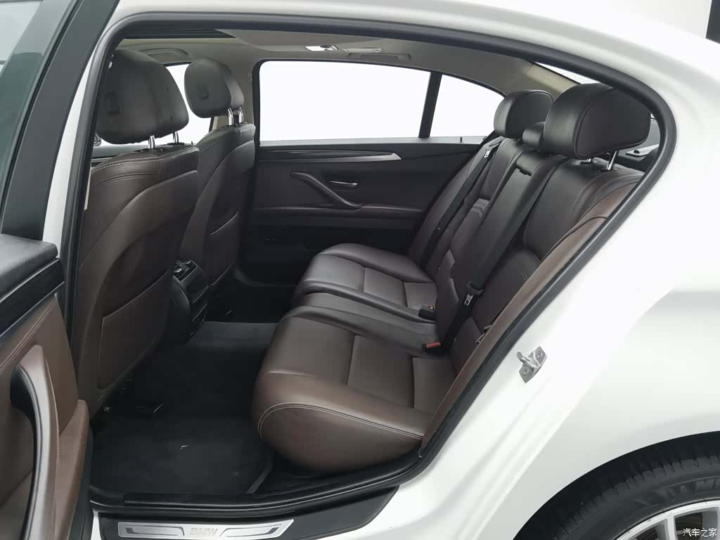 BMW 5 Series, 2015 15