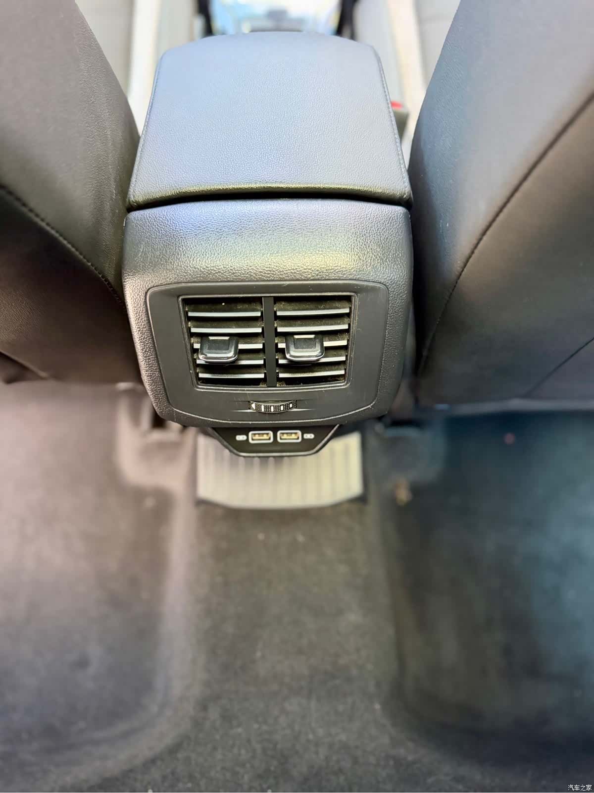 Volkswagen T-ROC, 2022 16