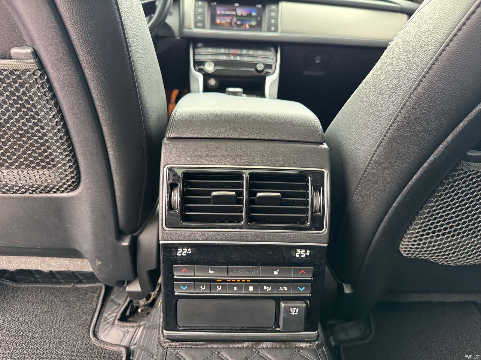 Land Rover XFL, 2017 13