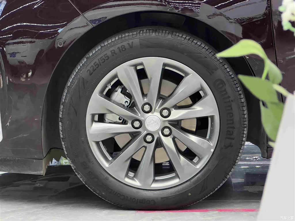 Buick GL8, 2022 4
