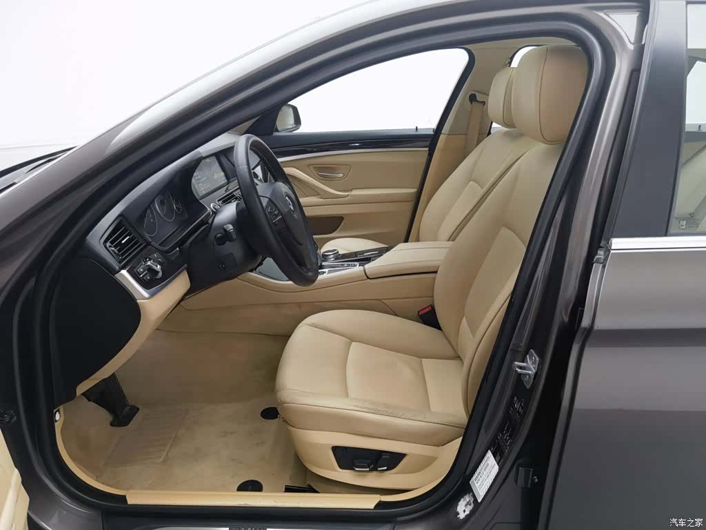BMW 5 Series, 2013 10