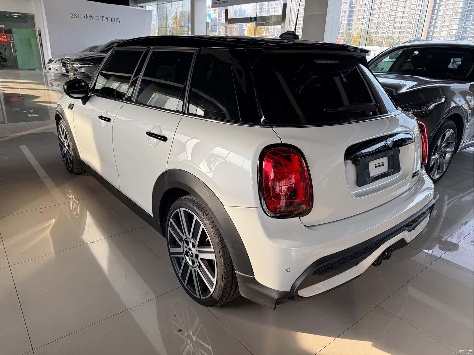Mini Cooper, 2023 4