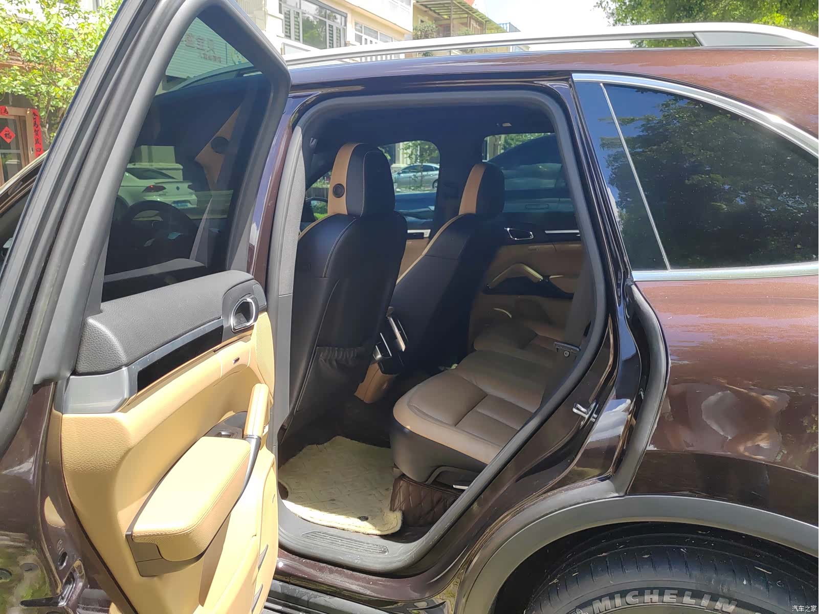 Porsche Cayenne, 2015 12