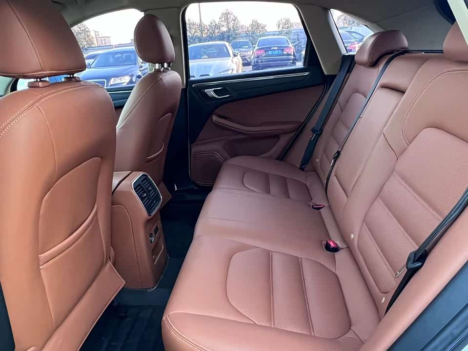 Zotye SR9