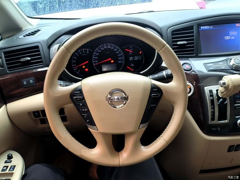 Nissan SL, 2016 11