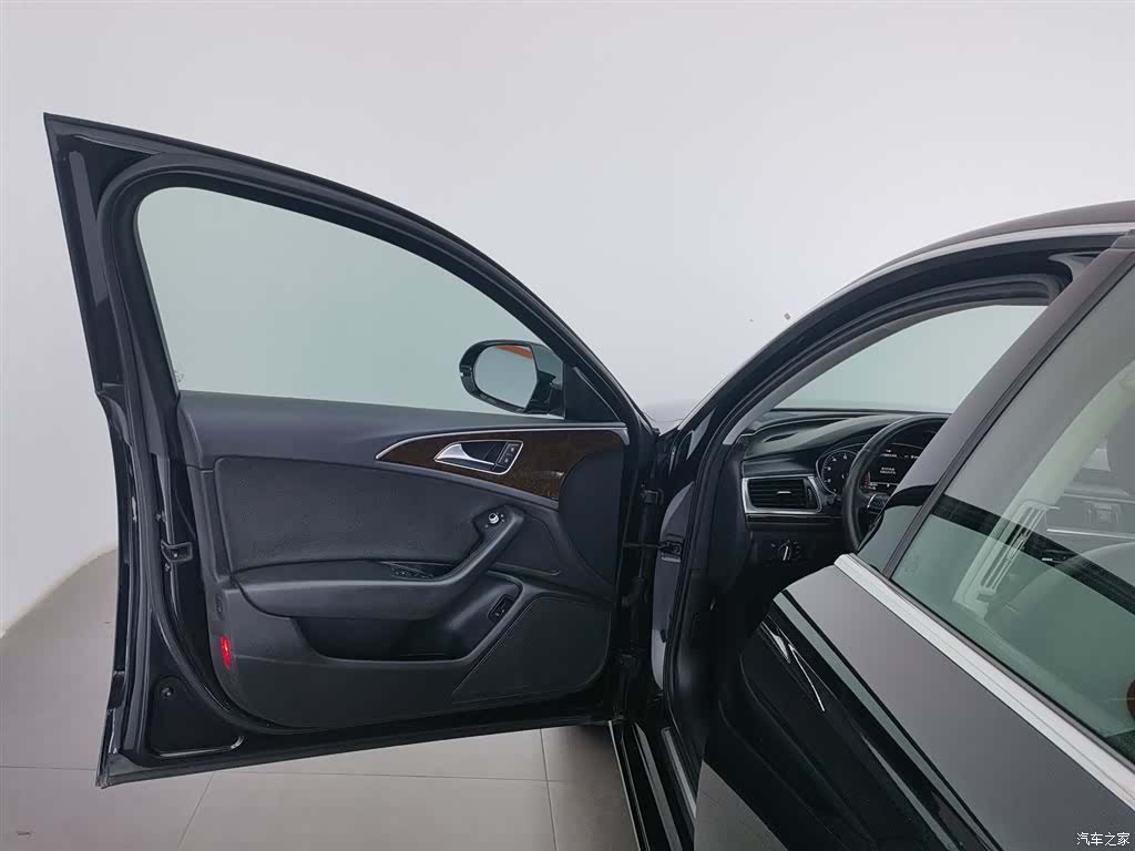 Audi A6L, 2013 8